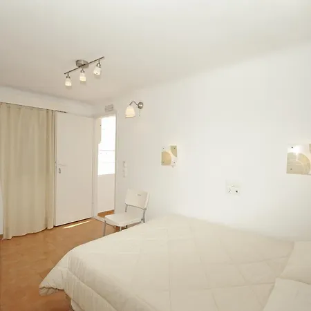 καρμπόνη Mykonos Town