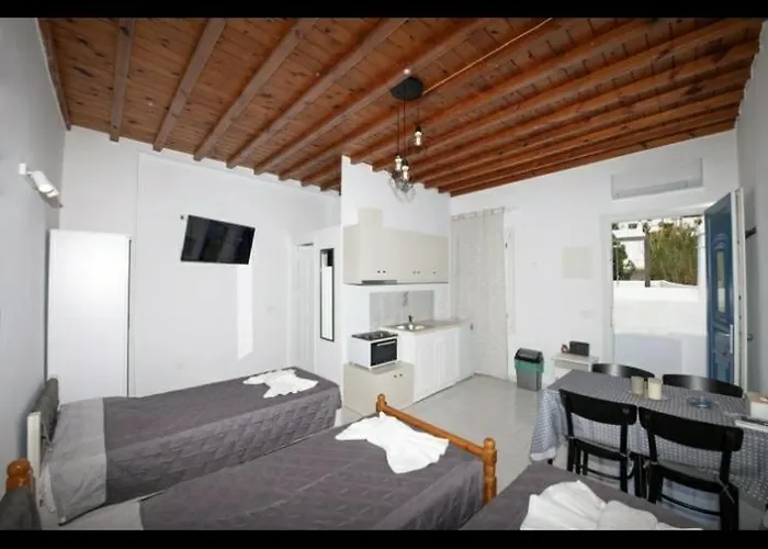 Karboni Guest house *