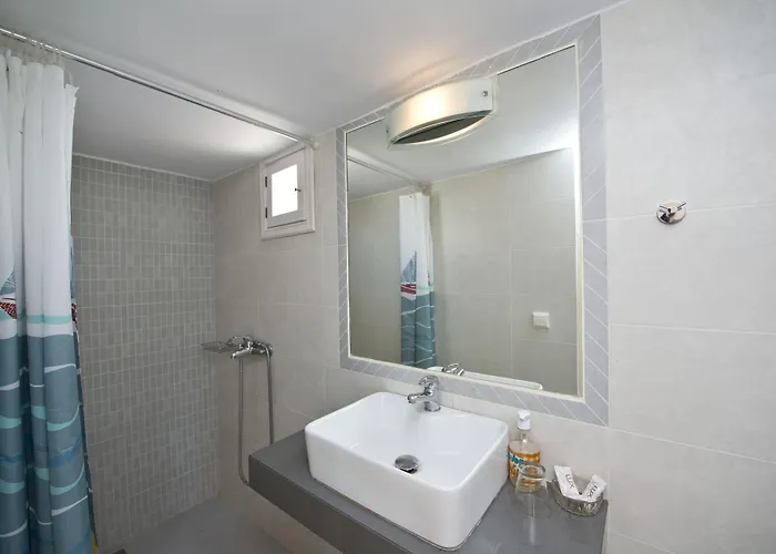 Πανσιόν καρμπόνη