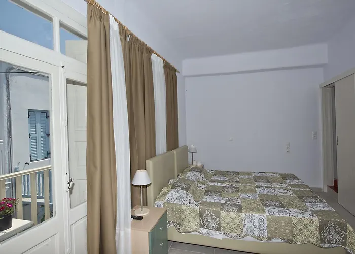 καρμπόνη Mykonos Town