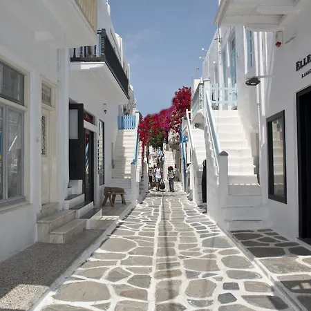 كاربوني Mykonos Town